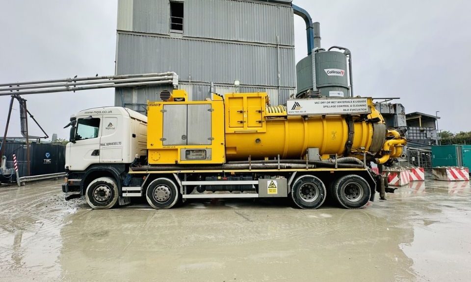 NQIS DISAB vacuum tanker ready for action