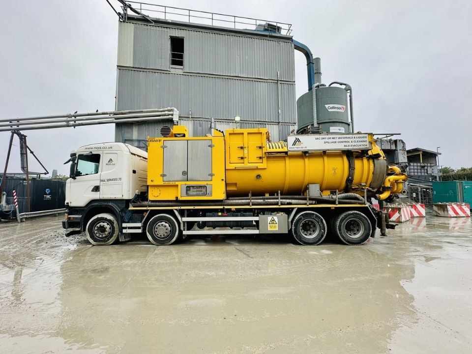 NQIS DISAB vacuum tanker ready for action
